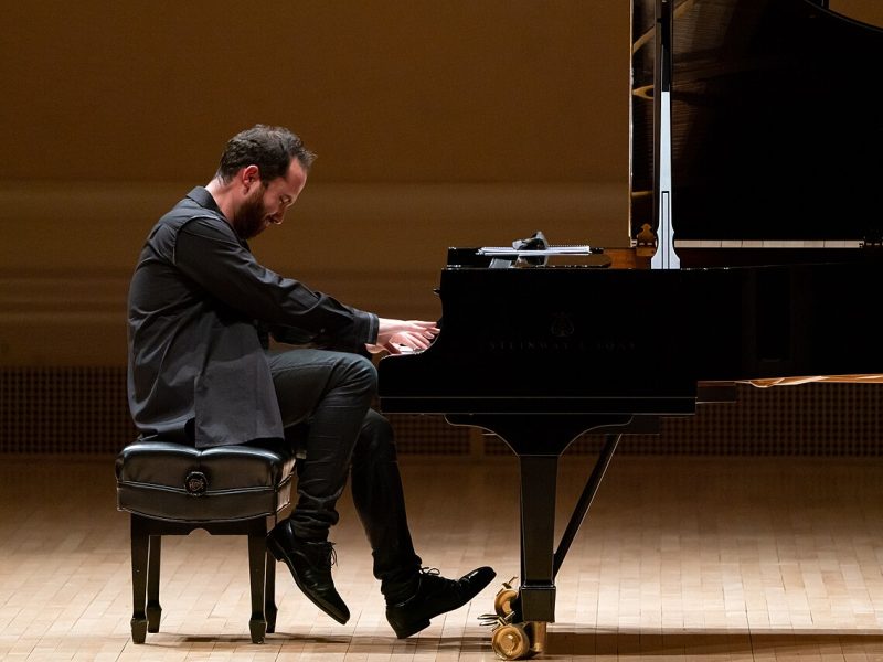 Igor Levit, el pianista que bautizó su propio sello contra el silencio