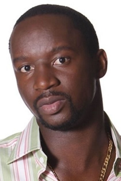 Nathaniel Ramabulana als Vuyo Mahlati