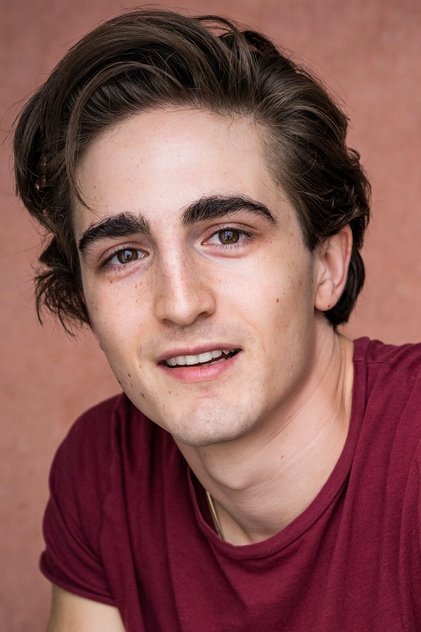 Brandon Bassir 役 Dax