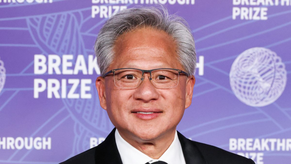 Jensen Huang, de Nvidia: cero incidentes de ciberseguridad con IA y que los alarmistas renuncien