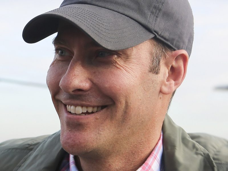 Jeremy Garelick, diretor de Mistério em Paris, montou um estúdio dentro de uma escola