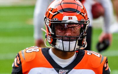 Joe Mixon assina pelos Seahawks e recomeça no plantel de treino após uma época perdida