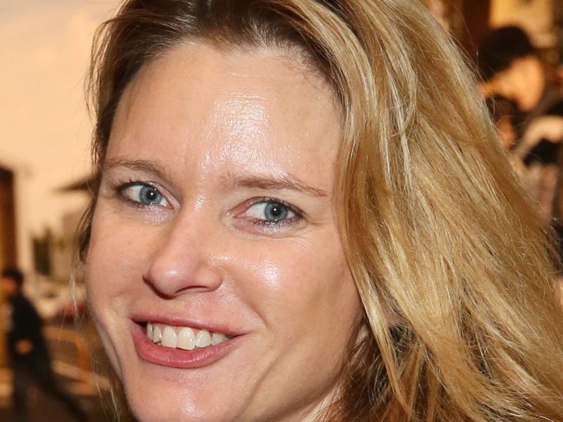 Justine Musk、名高い結婚生活を最も鋭い文章に変えたダーク・ファンタジー作家