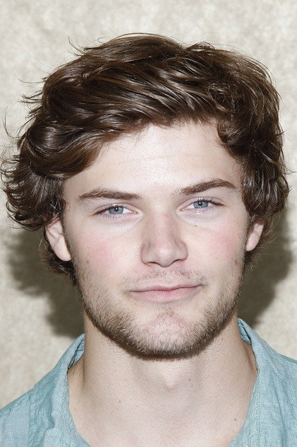 James Gaisford como Andy