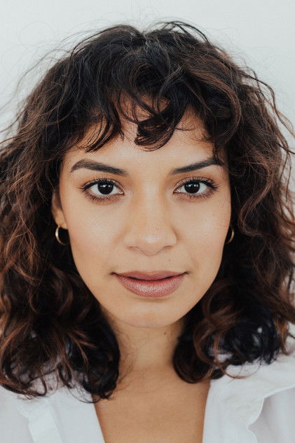 Shakira Barrera como Roz