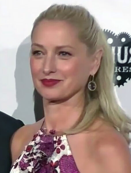 Katherine LaNasa: treinta años de esposas y villanas antes de ser la enfermera de The Pitt