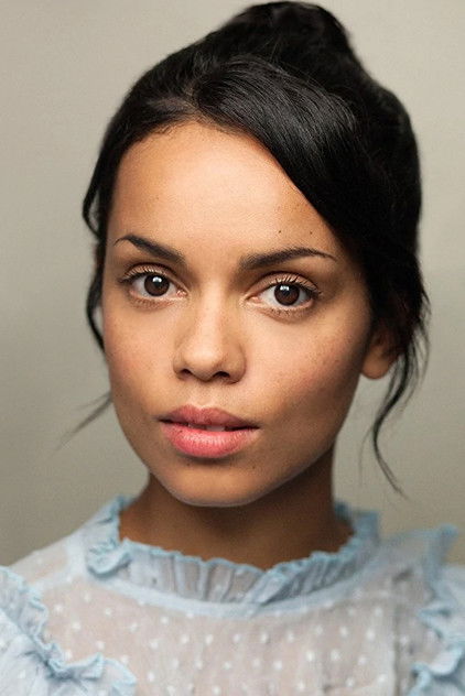 Georgina Campbell als Claire