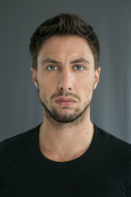 Jakub Nosiadek como Martin
