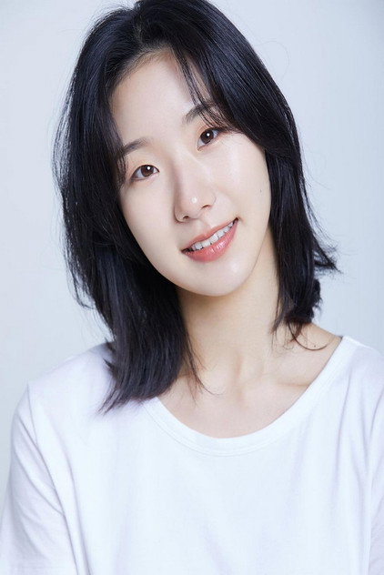 더 그레이 요원 역의 전희정