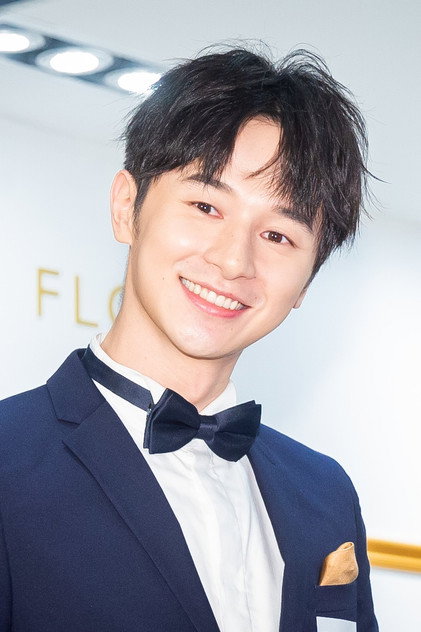 张德瑞克 饰 黄少光
