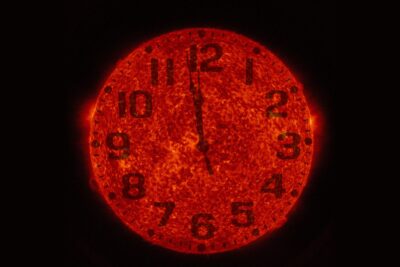 The Sun imaged by NASA's Solar Dynamics Observatory with a clock face just before midnight, made for the last leap second — Image: NASA Goddard Space Flight Center
