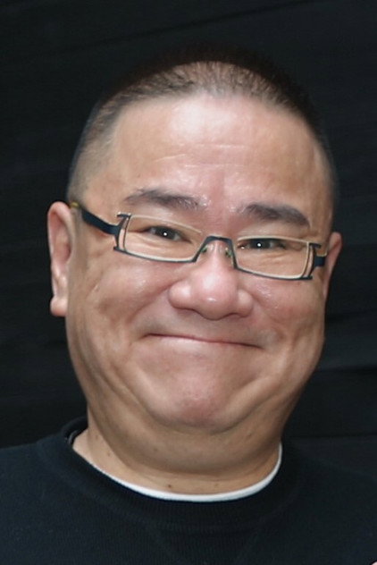 장궈룽 역의 장융청