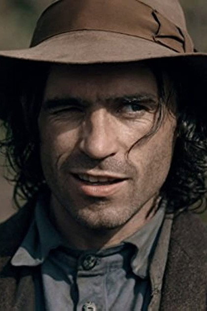 Dara Devaney como Twomey