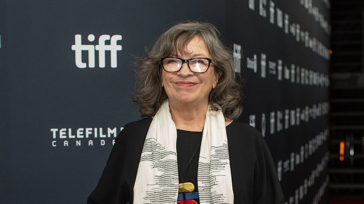 Marion Bailey, longtemps en lisière des films de Mike Leigh, passe enfin au centre