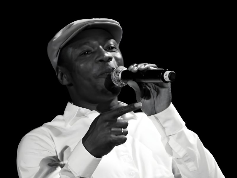MC Solaar, o rapper francês que trocou a briga com a gravadora por um palco com Youssoupha