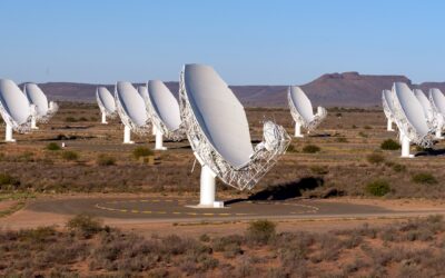 Le sursaut radio rapide le plus lointain est plus ancien que la Terre et double le record