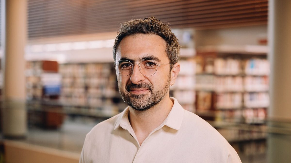 Mustafa Suleyman, l&rsquo;auteur de La Déferlante devenu l&rsquo;architecte de l&rsquo;IA chez Microsoft