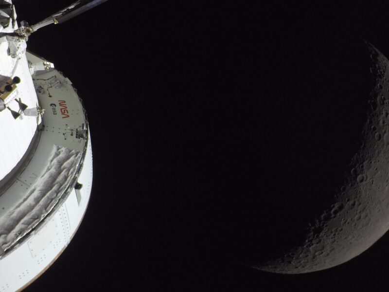 La NASA libera 800 GB de datos de Artemis II: fotos de la Luna y audio de la tripulación para cualquiera