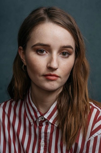 Kaitlyn Dever als Brynn