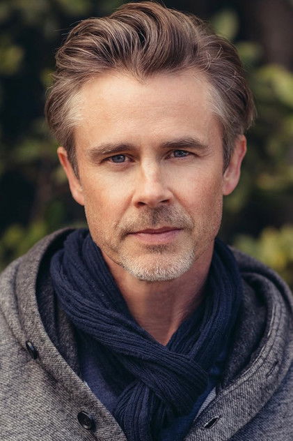 Sam Trammell como Rev. Virdell Stokes