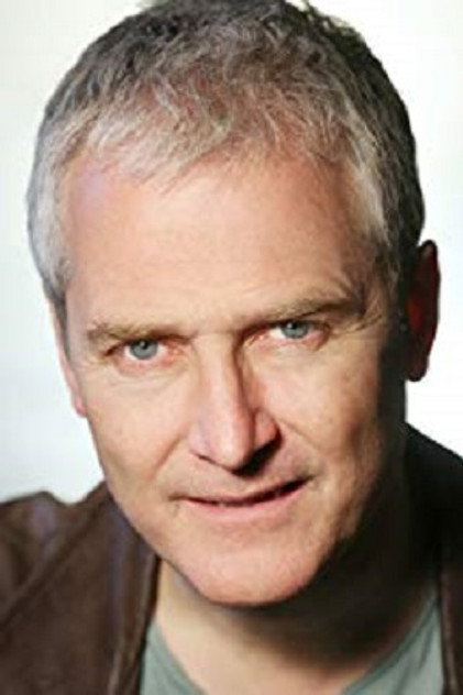 Maurice Byrne în rolul lui Sean Kennedy