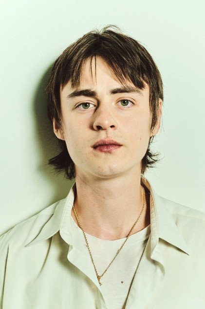Jaeden Martell como Kevin Schlieb