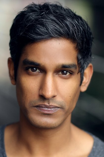 Rudi Dharmalingam în rolul lui Raj