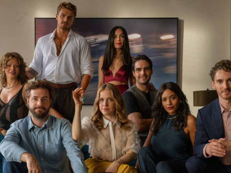 Friends Sex and Games sur Prime Video : quatre couples, un bol de clés et 80 scènes intimes réglées comme des cascades