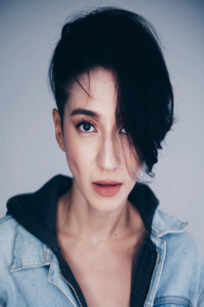 Farali Khan as Sofia