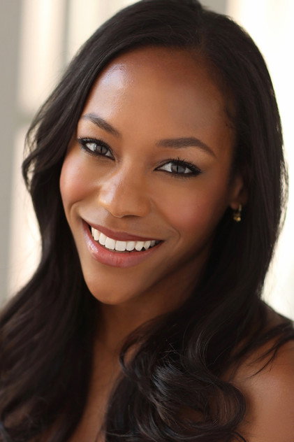 Nikki M. James rolünde Kirsten Mcduffie