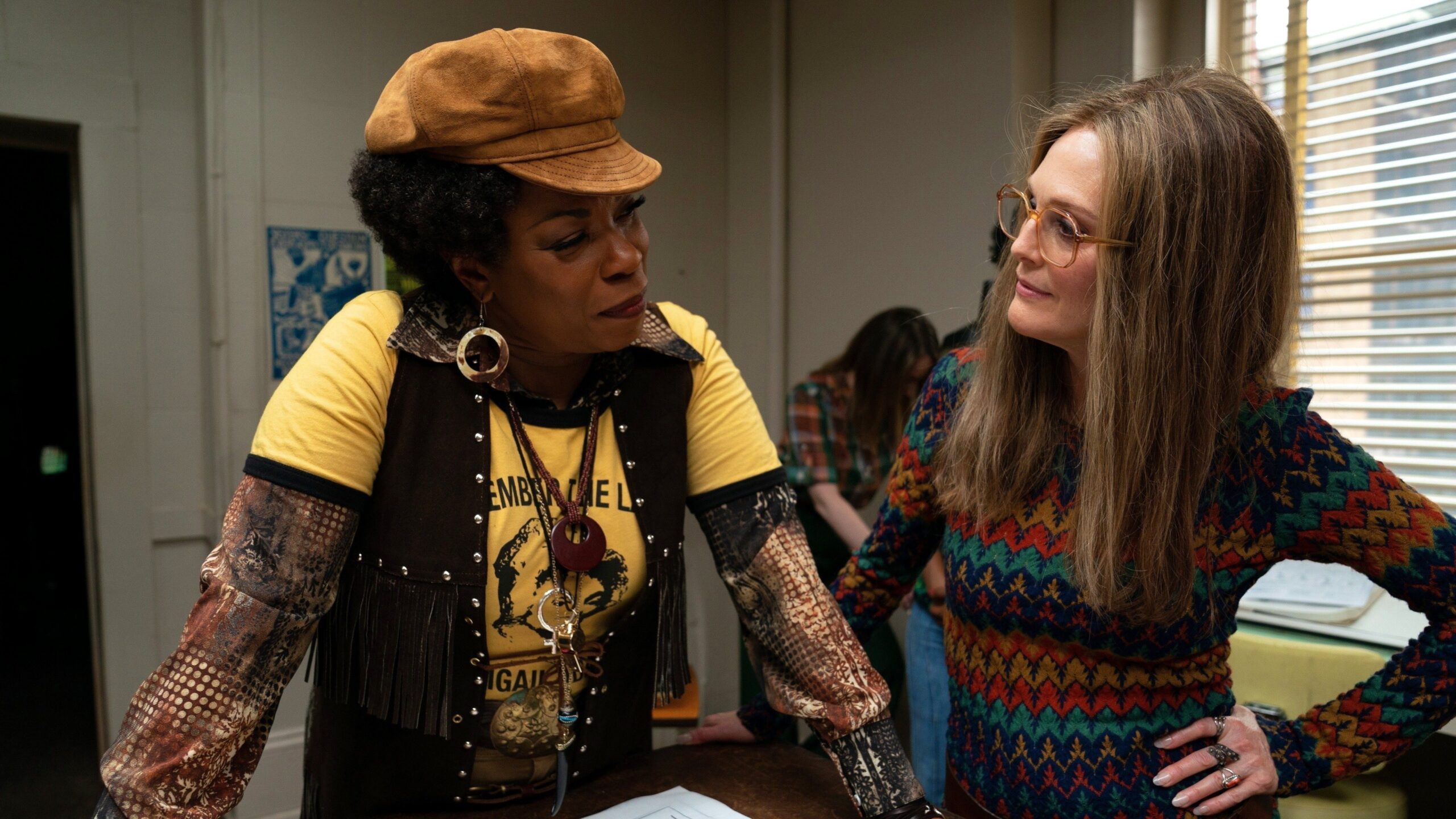 The Glorias: un biopic que pierde fuerza en su narrativa fragmentada