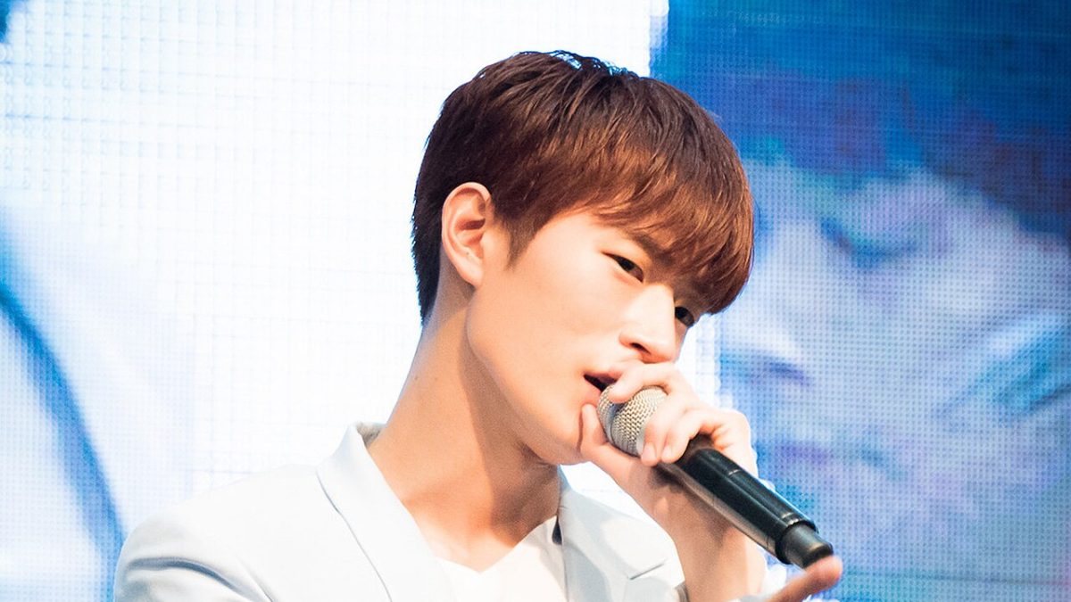 Park Seo-ham, el cantante de KNK que encontró a su público al bajarse del escenario