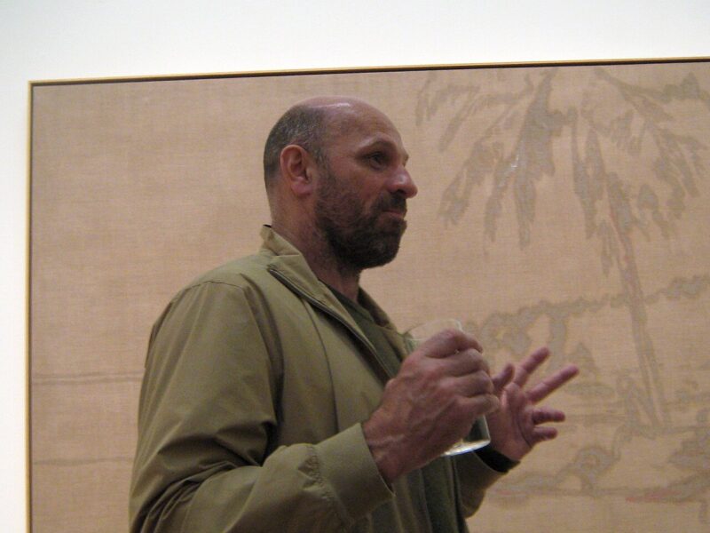 Peter Doig, pictorul scoțian care pictează Canada din amintire și Trinidadul din atelier