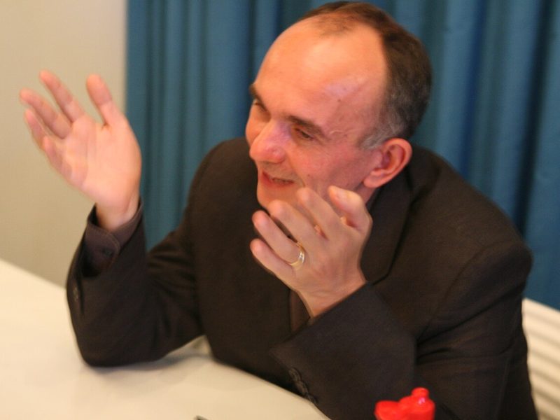 Peter Molyneux, el creador de los god games que sigue pagando por sus promesas