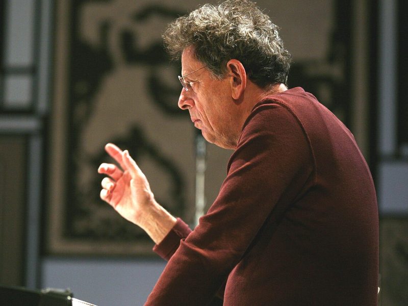 Philip Glass, komponisten som fylte Met og så kjørte taxi igjen