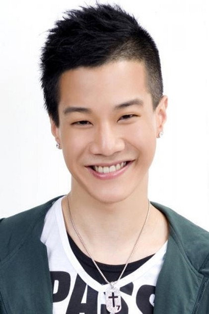 Simon Hsueh als Huang Dong-qi