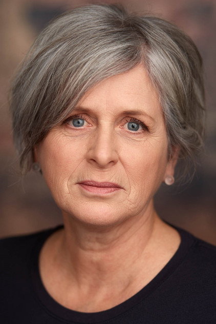 Grace Kirby como Female Cenobite