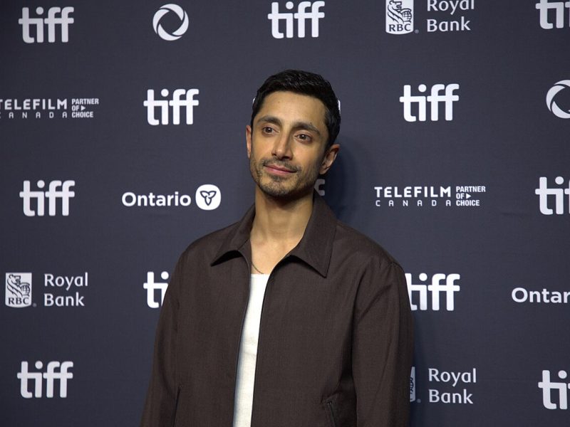 Riz Ahmed: Metalin Sesi’nin yıldızı, James Bond seçmelerini kendi dizisine dönüştürdü