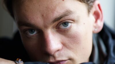 Romyo, the Copenhagen pop project of Emil Wiendel, in a close-up press portrait