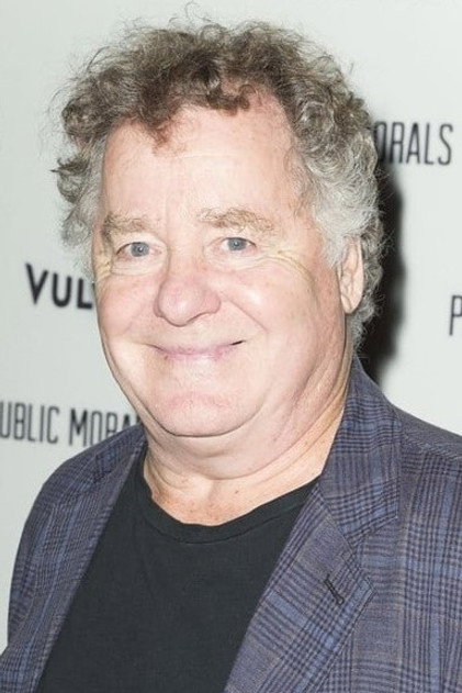 Peter Gerety como Eddie Corsetti