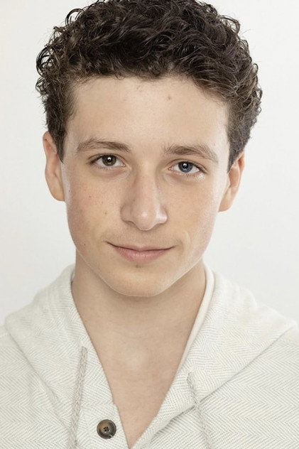 Landon S. Baxter como Evan Wheeler