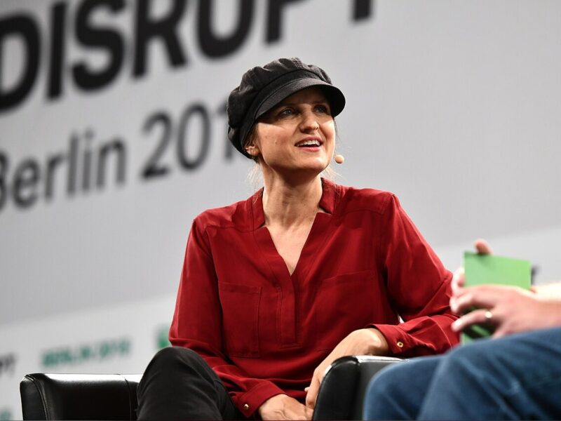 TechCrunch Disrupt 2026: las mesas redondas, quién las presenta y quién consigue silla
