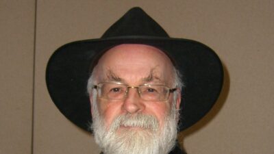 Terry Pratchett in his black hat at New York Comic Con in 2012