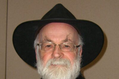 Terry Pratchett in his black hat at New York Comic Con in 2012
