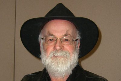 Terry Pratchett in his black hat at New York Comic Con in 2012