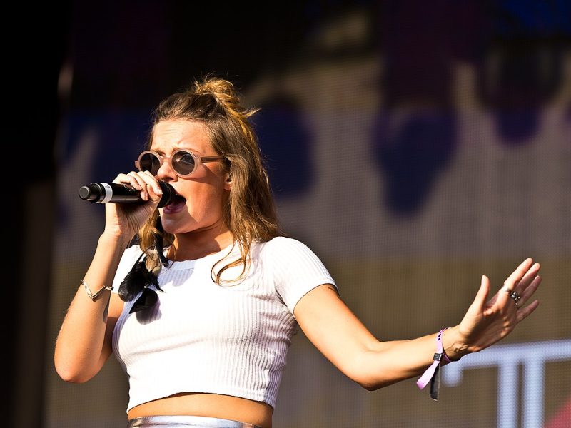 Tove Lo, den svenske hitskriveren som forlot storselskapet og lagde ESTRUS på egen hånd