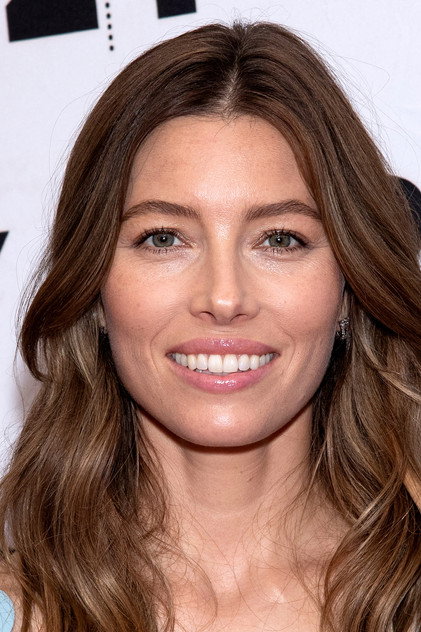 Jessica Biel como Aimee