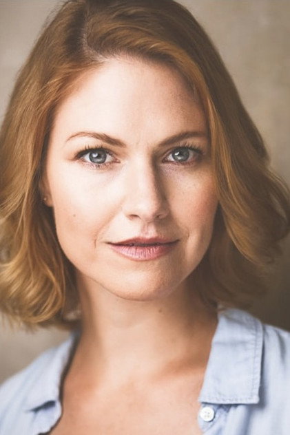 Kate MacCluggage como Mrs. Jan Wheeler