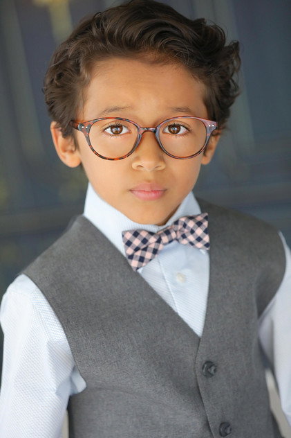 Carlos Solórzano como Tommy