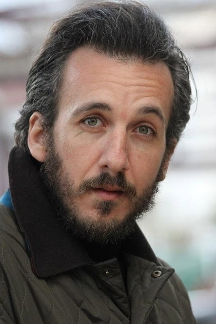 Fahmi Guerbaa dans le rôle de Kamel
